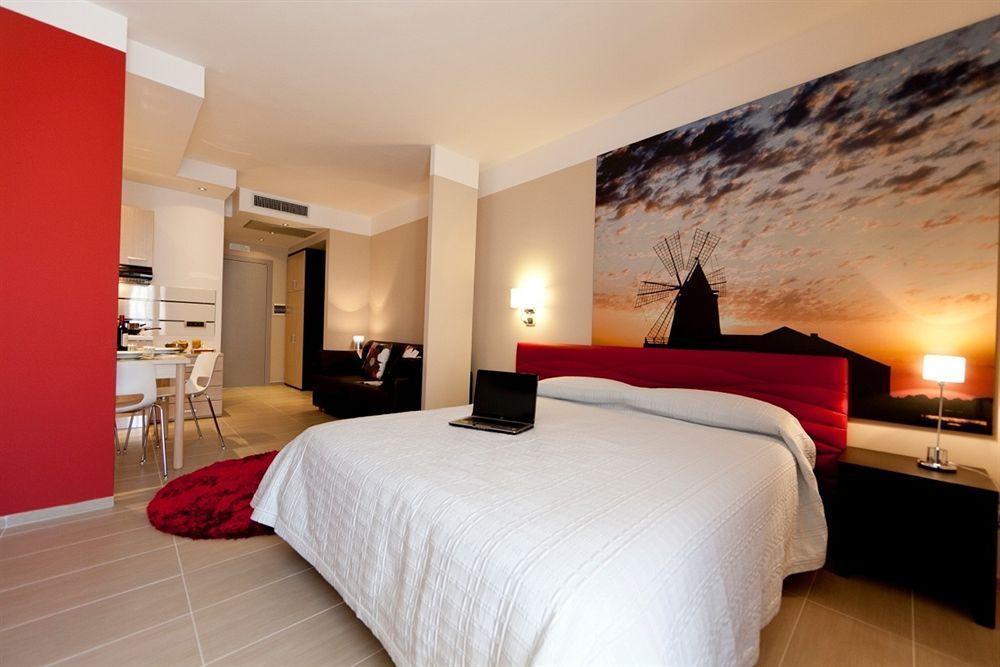 Casa Vacanze Fardella Centrale ตราปานี ภายนอก รูปภาพ