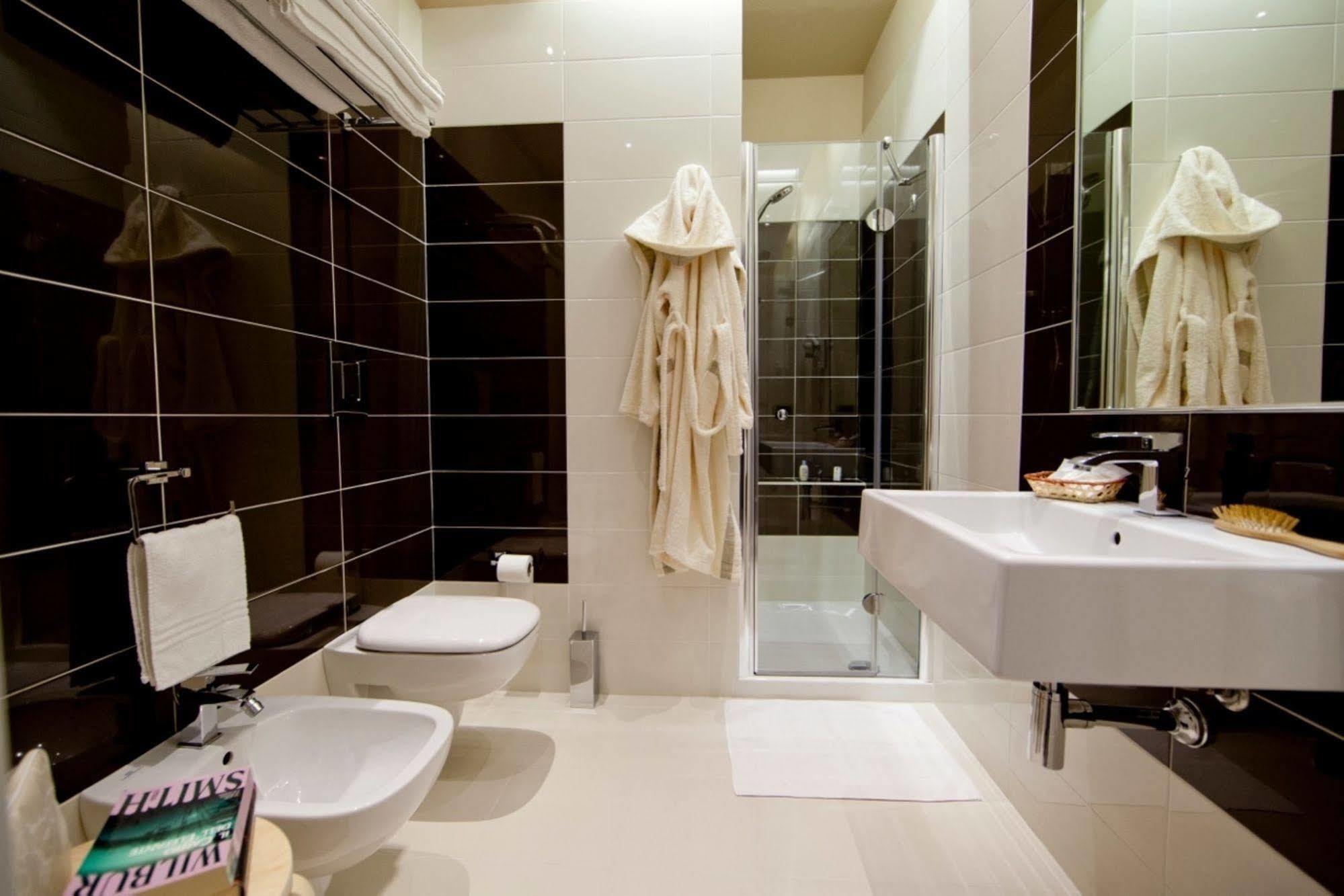 Casa Vacanze Fardella Centrale ตราปานี ภายนอก รูปภาพ